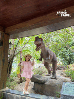 Alternative view of Tour Núi Thần Tài